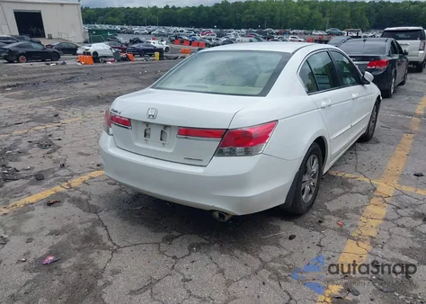 2011 Honda Accord 2.4 Se z USA, uszkodzony, nr VIN 1HGCP2F68BA132339